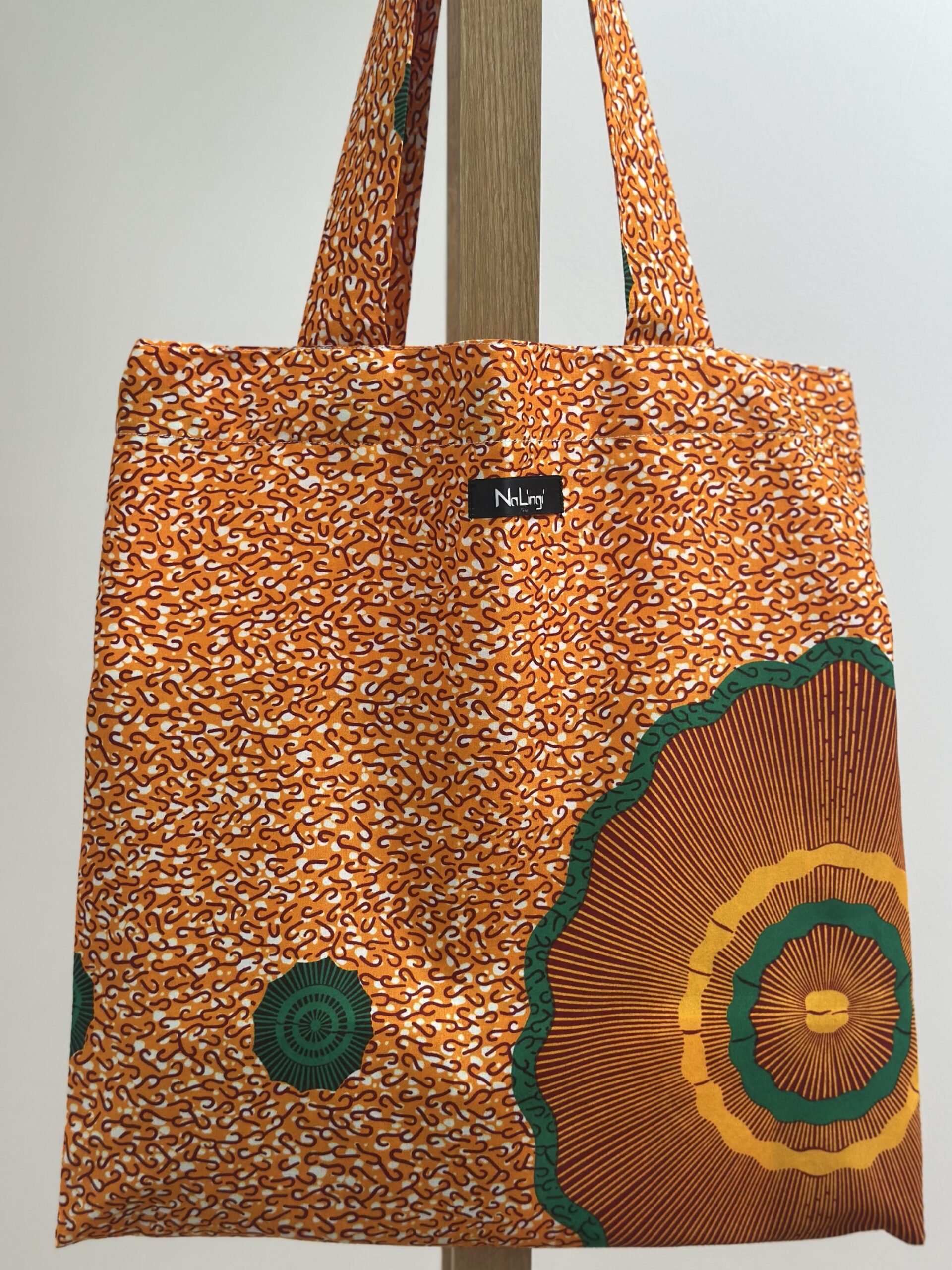 img_0152 Tote bag en wax 016 – Image 1